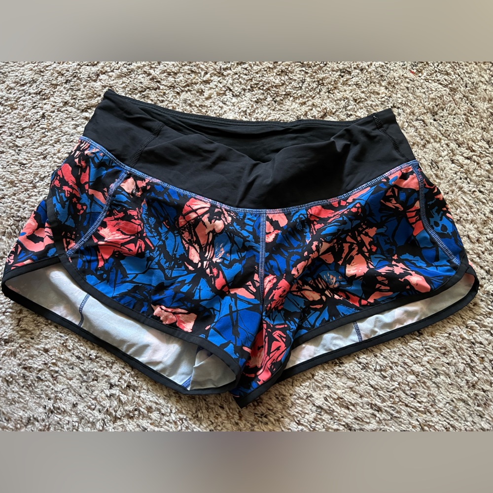 Lululemon speed short size 6